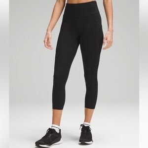 Lululemon Fast and Free High-Rise Crop 23” Pockets Black Leggings - size 8